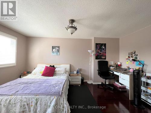 6403 Osprey Boulevard, Mississauga, ON - Indoor Photo Showing Bedroom