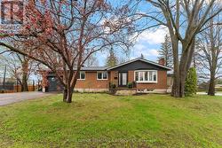 379 MORRIS STREET  Pembroke, ON K8A 7W1