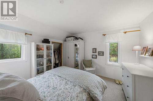 6922 Flewellyn Road, Ottawa, ON - Indoor Photo Showing Bedroom