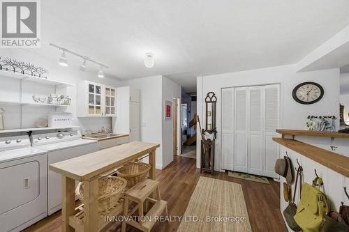 6922 Flewellyn Road, Ottawa, ON - Indoor Photo Showing Laundry Room