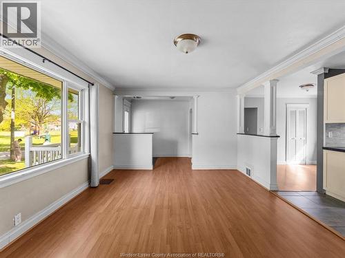 962 Merritt, Windsor, ON - Indoor Photo Showing Kitchen