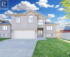 4001 COSENZA STREET  Windsor, ON N9G 0A5