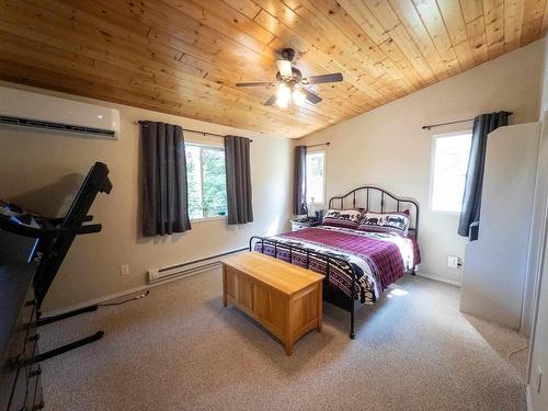 162 Hidden Trail Road, Kenora, ON - Indoor Photo Showing Bedroom