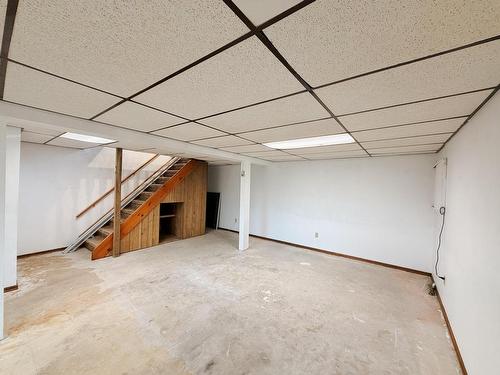 714 River Drive, Kenora, ON - Indoor Photo Showing Other Room