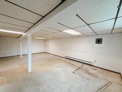 714 River Drive, Kenora, ON - Indoor Photo Showing Other Room