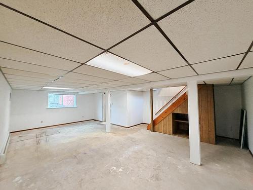 714 River Drive, Kenora, ON - Indoor