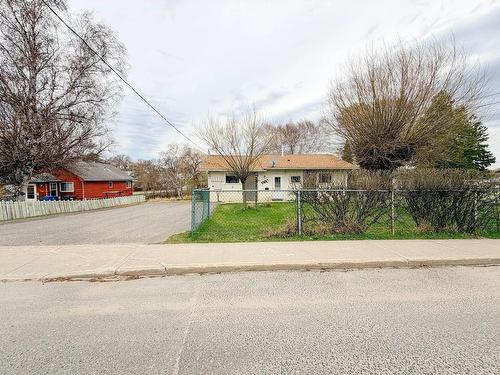 714 River Drive, Kenora, ON - Outdoor