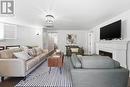 100 - 5 Cobourg Street, Goderich (Goderich (Town)), ON  - Indoor Photo Showing Living Room 