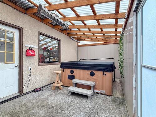 49084 Service Road, Brandon, MB - Indoor Photo Showing Other Room