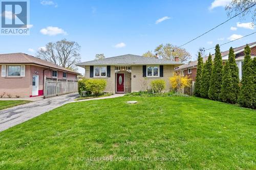 6 Macduff Crescent, Toronto, ON - Outdoor