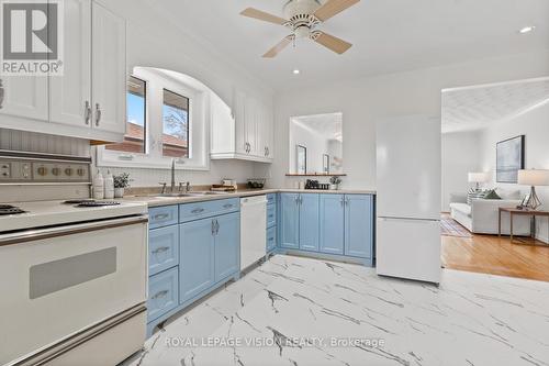 6 Macduff Crescent, Toronto, ON - Indoor Photo Showing Kitchen With Double Sink