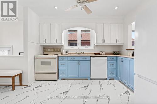 6 Macduff Crescent, Toronto, ON - Indoor Photo Showing Kitchen
