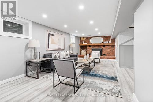 6 Macduff Crescent, Toronto, ON - Indoor