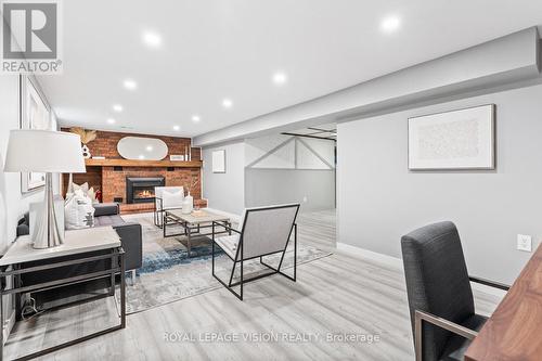 6 Macduff Crescent, Toronto, ON - Indoor
