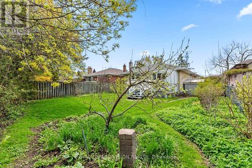 6 Macduff Crescent, Toronto, ON - Outdoor