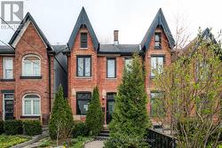 61 MCGEE STREET Toronto, ON M4M 2L1