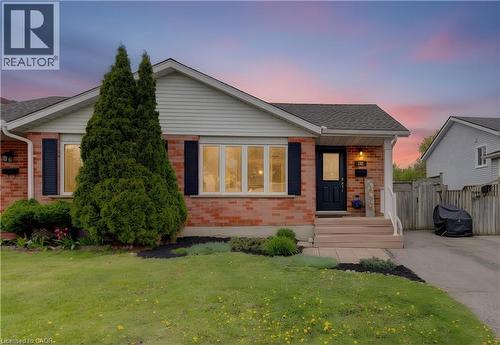 108 OPRINGTON Court  Kitchener, ON N2N 3E1
