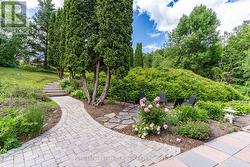 path up to pool - 
