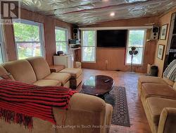Family Room - 