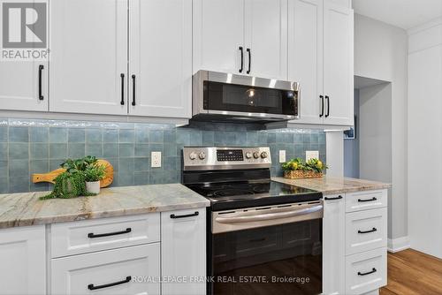 747 Morton 10Th Line, Cavan Monaghan (Cavan Twp), ON - Indoor Photo Showing Kitchen With Upgraded Kitchen