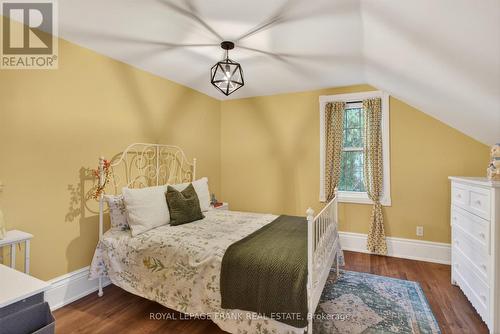 747 Morton 10Th Line, Cavan Monaghan (Cavan Twp), ON - Indoor Photo Showing Bedroom