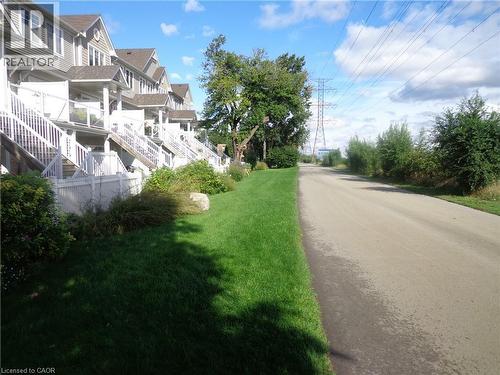 337 Beach Boulevard Unit# 29, Hamilton, ON - Outdoor
