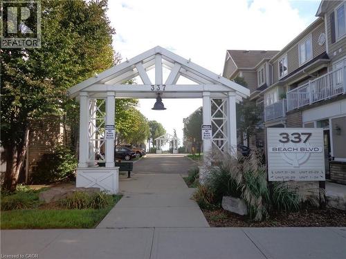 337 Beach Boulevard Unit# 29, Hamilton, ON - Outdoor