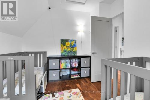 19 Windsor Avenue, Ottawa, ON - Indoor