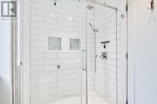 19 Windsor Avenue, Ottawa, ON - Indoor Photo Showing Bathroom