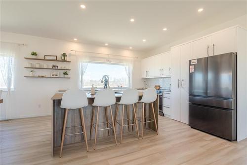 40063 34N Road, La Broquerie, MB - Indoor