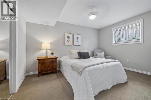147 Valridge Drive, Ancaster, ON - Indoor Photo Showing Bedroom