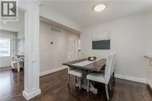 5411 Cornwall Crescent, Burlington, ON - Indoor Photo Showing Dining Room
