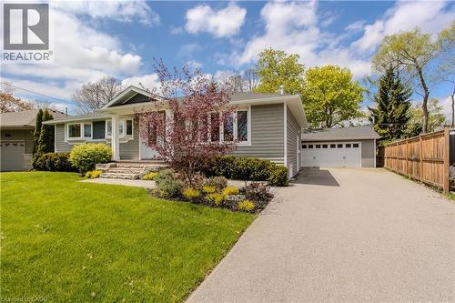 5411 Cornwall Crescent, Burlington, ON - Outdoor With Facade