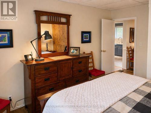 369 Loon Lake Road, Kearney, ON - Indoor Photo Showing Bedroom