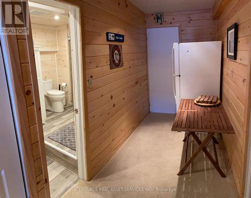 369 Loon Lake Road, Kearney, ON - Indoor