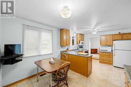 7 Centrepark Drive, Ottawa, ON 