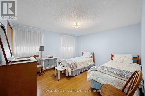 7 Centrepark Drive, Ottawa, ON 