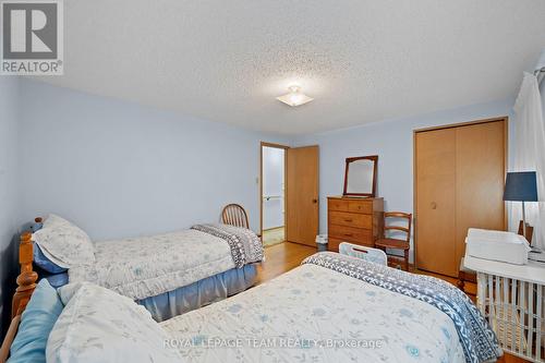 7 Centrepark Drive, Ottawa, ON 