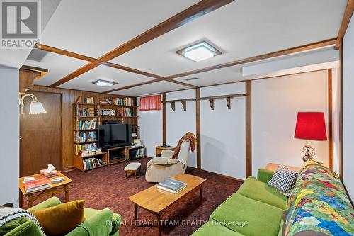 7 Centrepark Drive, Ottawa, ON 