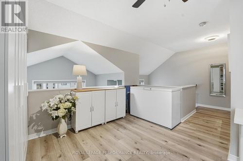 302 Galston Private, Ottawa, ON - Indoor