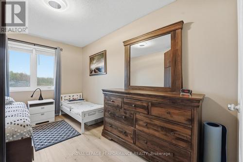 302 Galston Private, Ottawa, ON - Indoor Photo Showing Other Room