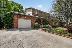 20 PALSEN STREET Ottawa, ON K2G 2W1