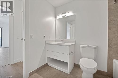 15 Glebe Street Unit# 1904, Cambridge, ON - Indoor Photo Showing Bathroom
