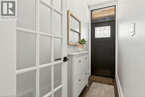 13 Richmond Street, Hamilton, ON - Indoor Photo Showing Other Room