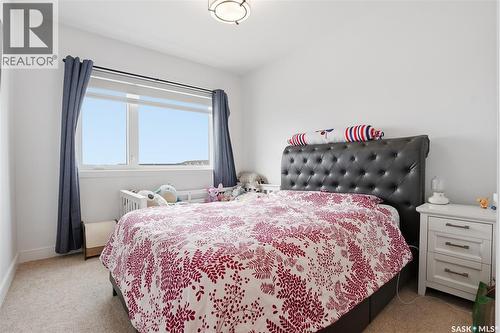 309 105 Willis Crescent, Saskatoon, SK - Indoor Photo Showing Bedroom
