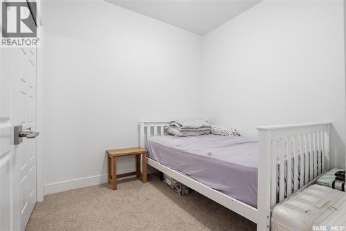 309 105 Willis Crescent, Saskatoon, SK - Indoor Photo Showing Bedroom
