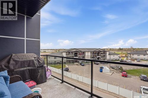 309 105 Willis Crescent, Saskatoon, SK - Outdoor
