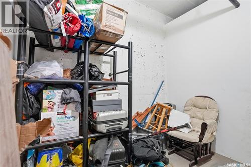 309 105 Willis Crescent, Saskatoon, SK - Indoor