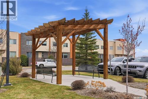 309 105 Willis Crescent, Saskatoon, SK - Outdoor
