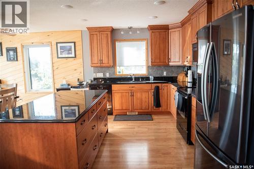 53 Lakeside Drive, Tisdale, SK - Indoor Photo Showing Kitchen